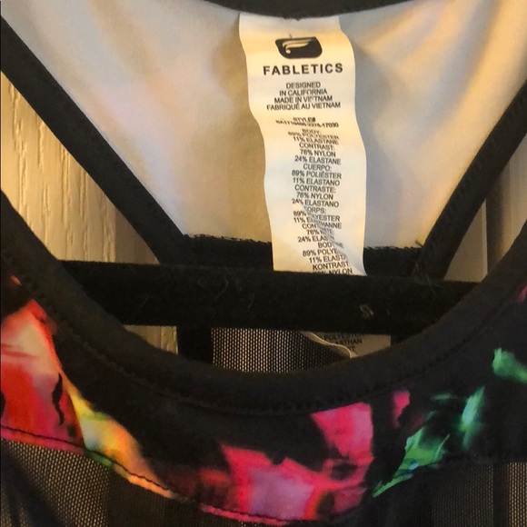 Fabletics NWOT midi top size small - Picture 4 of 6